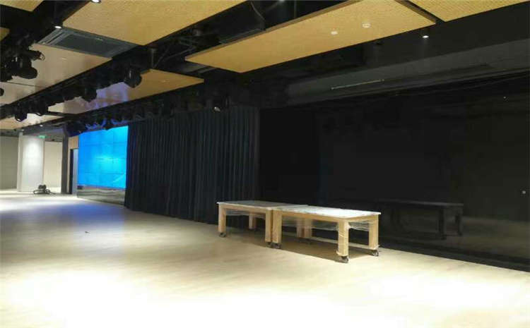 天津?qū)S脤?shí)木運(yùn)動(dòng)地板品牌