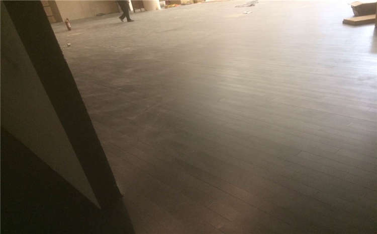 五角楓體育木地板施工技術方案