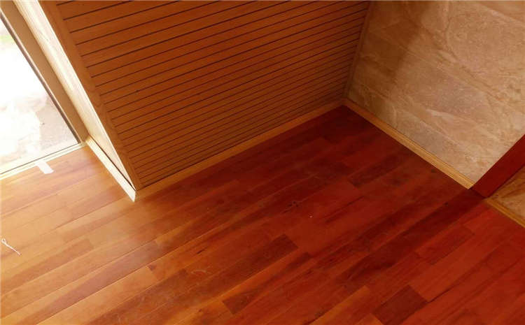 重慶楓木運(yùn)動(dòng)木地板價(jià)格表