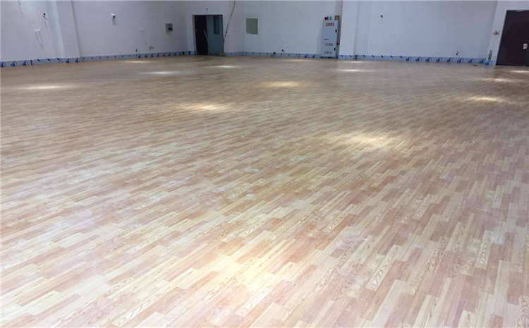 黑龍江專用實(shí)木運(yùn)動(dòng)地板廠家報(bào)價(jià)