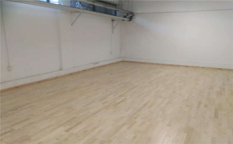 松木體育實(shí)木地板牌子有哪些