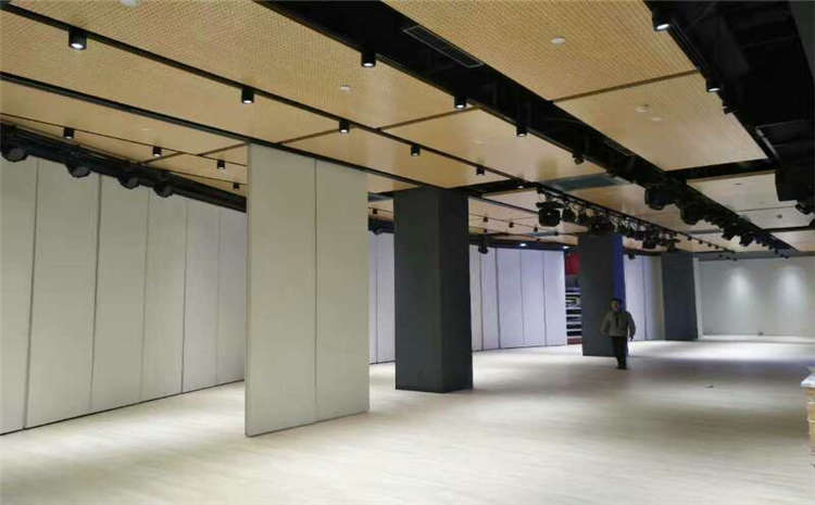 24厚乒乓球館木地板廠家報價表