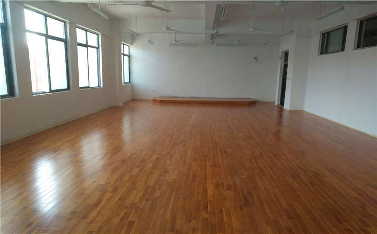 賽事場(chǎng)館籃球館木地板施工工藝
