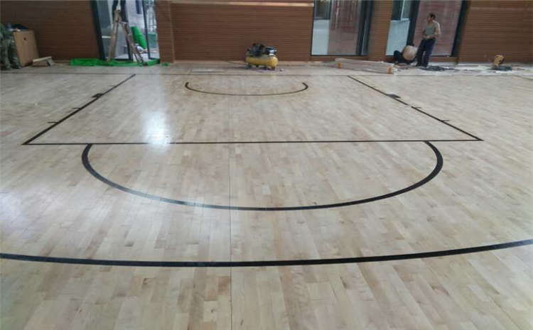 長沙楓樺木實(shí)木運(yùn)動地板價格及圖片