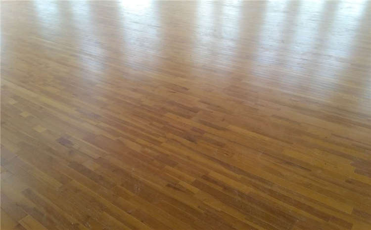 楓樺木體育木地板廠家電話