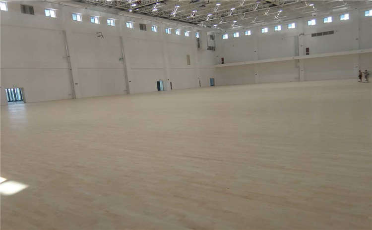 室內(nèi)舞蹈房木地板圖片