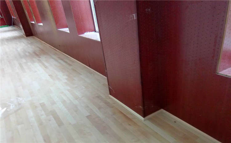 實(shí)木運(yùn)動地板真實(shí)好處有哪些？