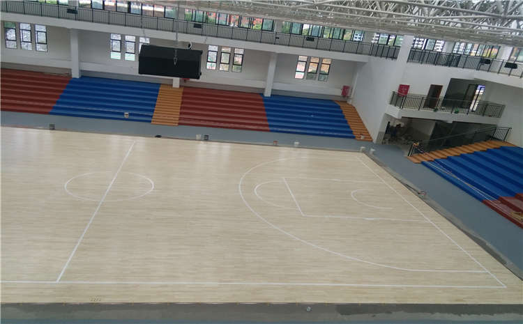 大型實(shí)木運(yùn)動地板批發(fā)