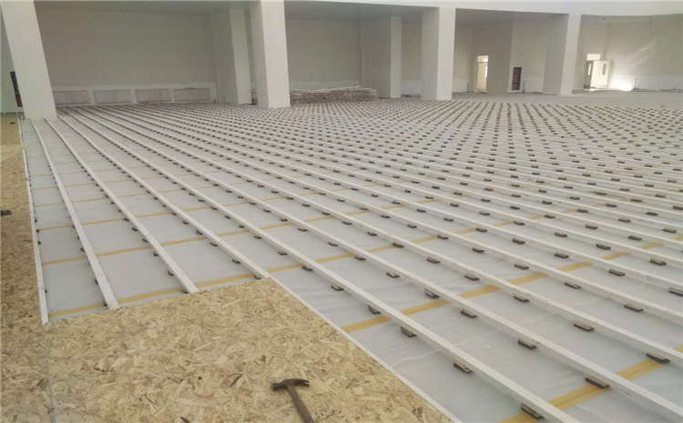 西藏楓木實(shí)木運(yùn)動(dòng)地板多少錢(qián)