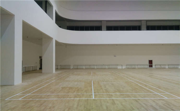 河南運(yùn)動(dòng)木地板有哪些特色？