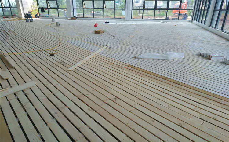 楓樺木舞臺實木地板哪個品牌好？