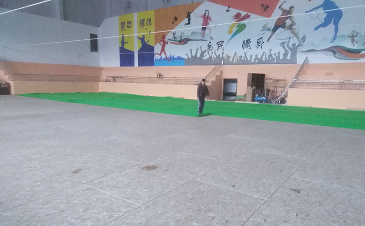 如何通過證書來辨別籃球館運動木地板質(zhì)量的好壞？