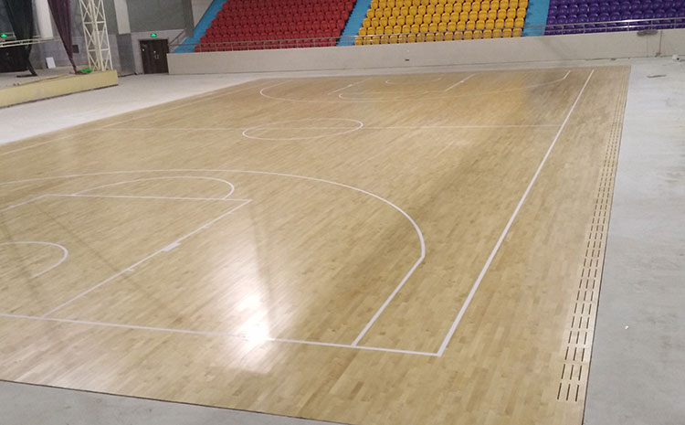 重慶專(zhuān)業(yè)實(shí)木運(yùn)動(dòng)地板多少錢(qián)一平米