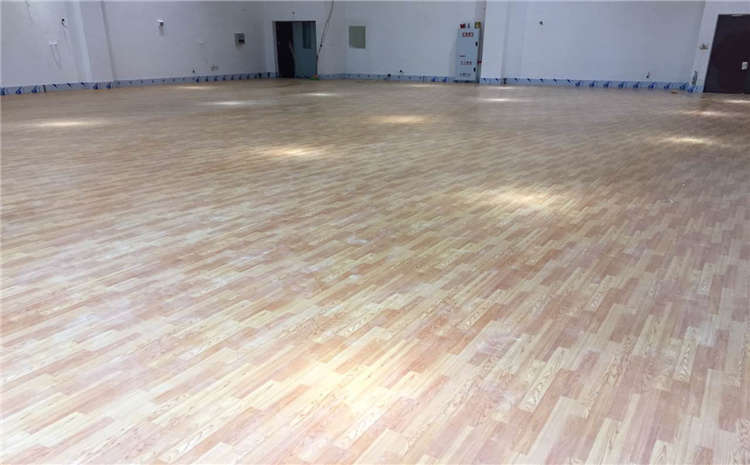 西藏專用運(yùn)動木地板代理商