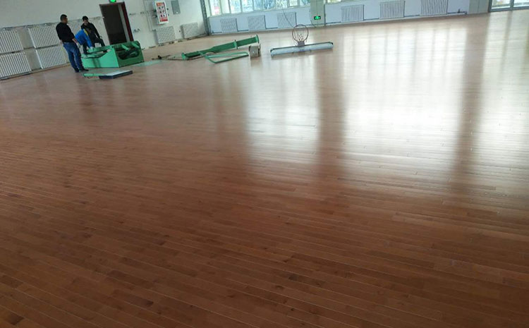 上海專業(yè)實木運動地板價格表