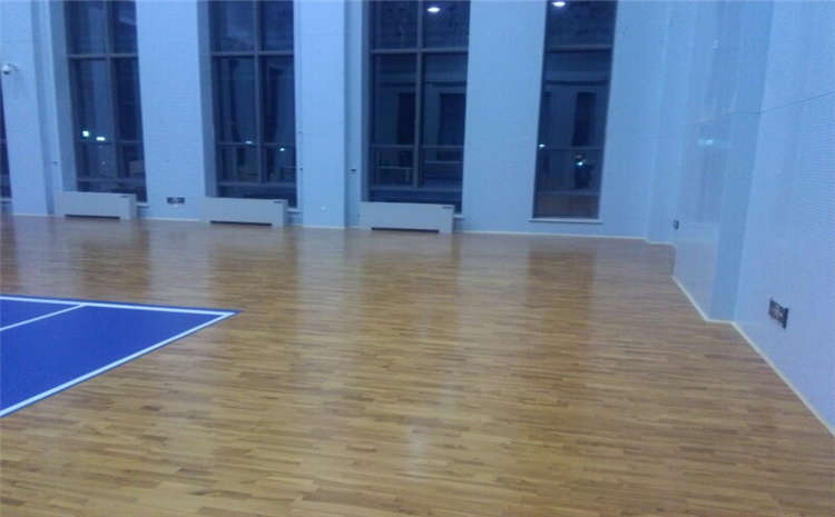 江西楓樺木體育場地板價格表