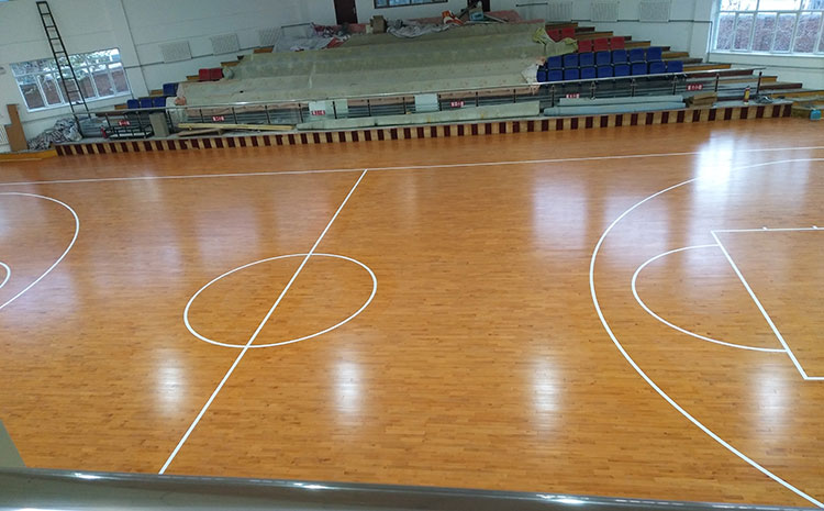 內(nèi)蒙古楓木實(shí)木運(yùn)動(dòng)地板哪個(gè)品牌好