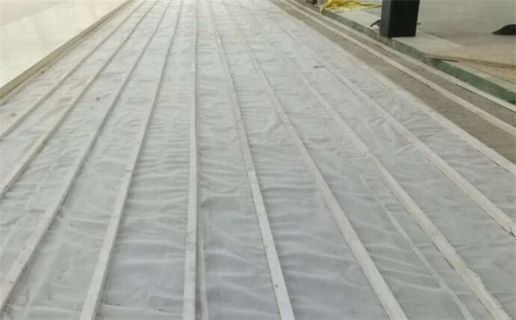 專業(yè)的體育木地板每平米價格