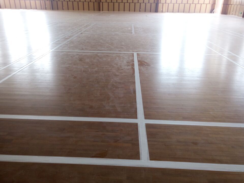 運(yùn)動(dòng)木地板