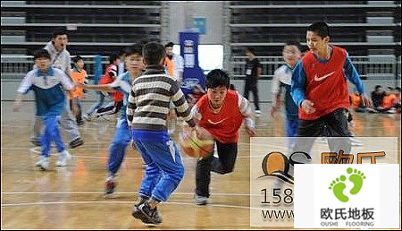 體育木地板與pvc運(yùn)動(dòng)地板的差別
