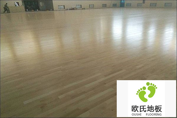 山西大同縣體育館運動木地板案例